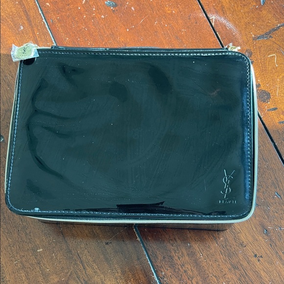 Yves Saint Laurent Shiny Black Toiletry Bag - Picture 1 of 13
